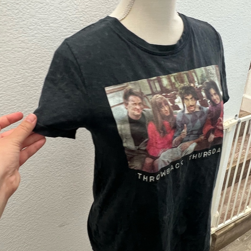 Friends T-shirt - Picture 2 of 4